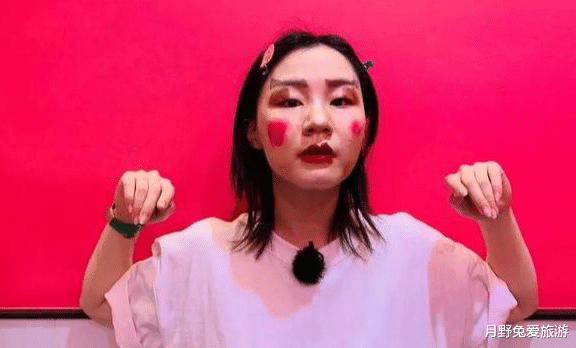 金靖|同是上过春晚的喜剧咖,为何金婧不用像贾玲那样扮丑增肥也爆红?