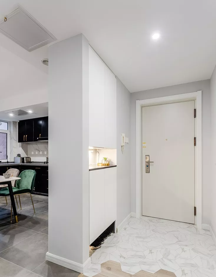 ##开门见厅没玄关？鞋柜这样设计就对了