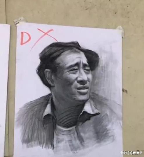 美术|美术生高分卷与低分卷对比,高分卷却\翻了车\,网友:灵魂画手