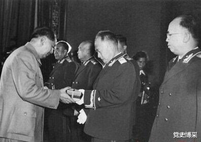 罗荣桓@一位开国上将感叹，如果罗荣桓元帅活着，是可以抗衡林彪的