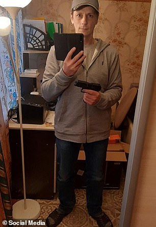 英国英鸟|俄女子自认找到真爱，谁知新男友曾是杀人犯，回家发现女儿已被杀