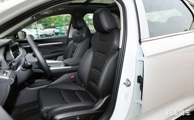 轿车|手握13万想买轿车，家里让买SUV，看中了三款，到底怎么选
