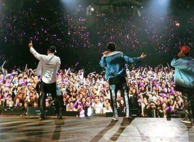 『华语乐坛』向流量下跪的华语乐坛:从诸神之战沦落到现在的群魔乱舞