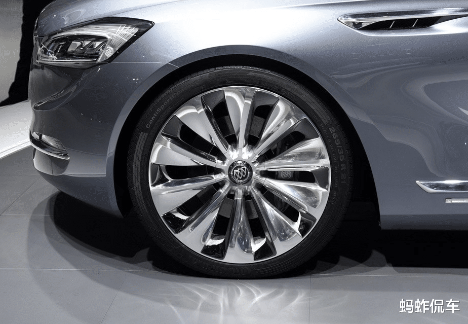 『别克avenir』别克爆发了!甩出“杀手锏”,新车比奔驰E级有逼格,迷倒一片