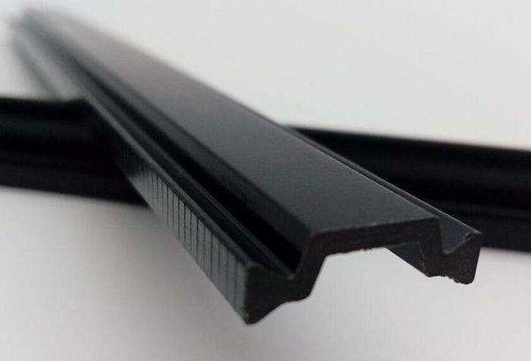 |【技术专栏】断桥铝PA66尼龙和PVC隔热条如何选择？