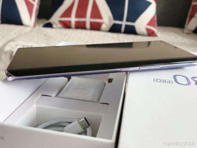 华为荣耀|买128G华为P40Pro还是256G荣耀30Pro？线下店老板给出建议很中听