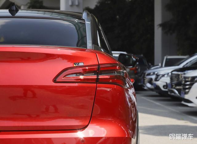 「本田CRV」再等8天又一国产“明星级”SUV上市!油耗6.8L,关键它颜值够高