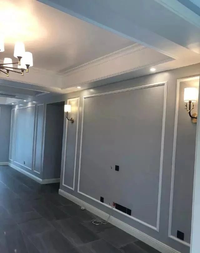 |三个月硬装完工，光装修就花了15万，邻居都夸电视墙好看！