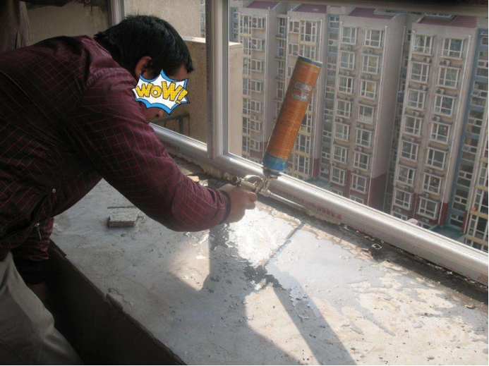 避雷针|装修“避雷针”，门窗填缝水泥VS发泡胶，才半年就有裂缝，太坑了