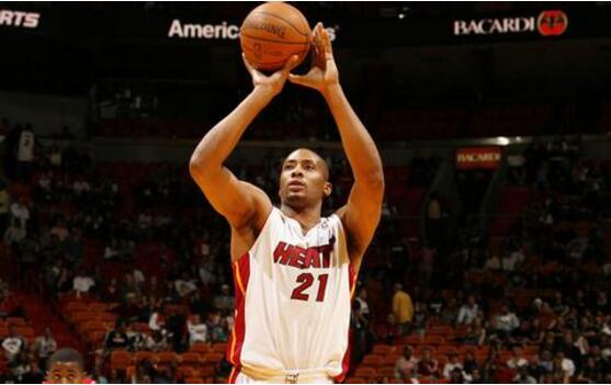 戴维斯:NBA史上十大最差全明星球员:黑姚明、米勒、奥库入选