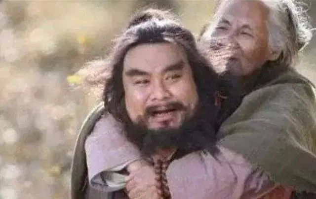 李逵@李逵母亲究竟是什么样的人?施耐庵这25个字把她勾勒的淋漓尽致