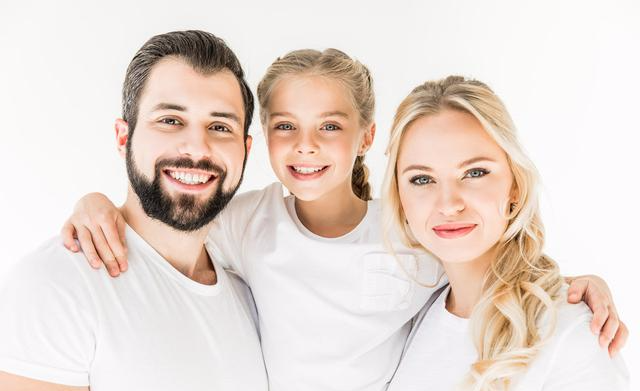 『小留学生』1.5万小留学生滞留海外无法回国，小学生有必要出国学习吗？