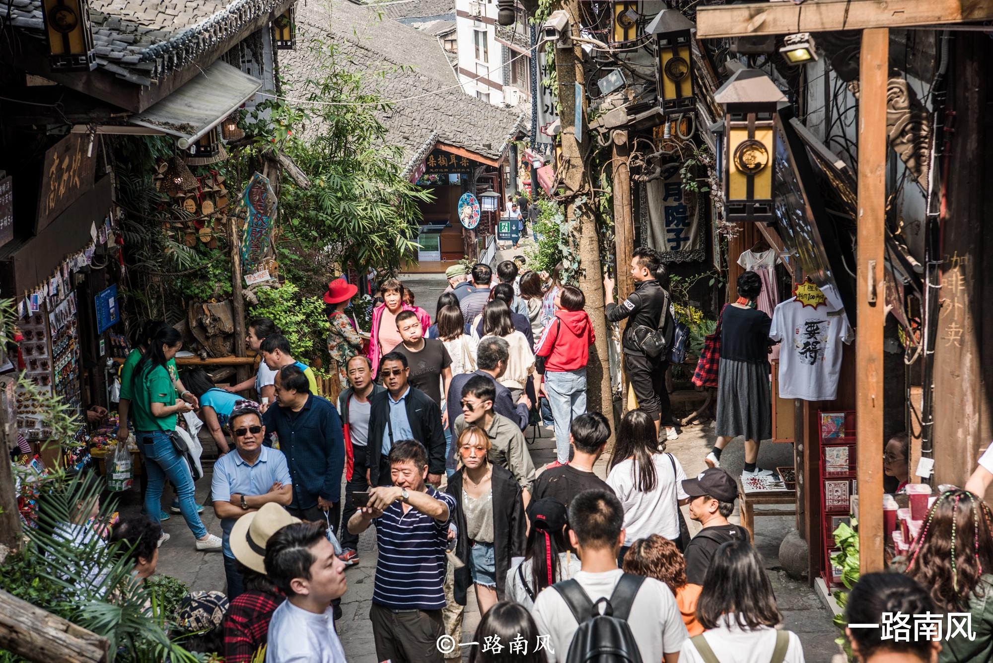 重庆|国庆三大热门景区，到处都是人，游客热情高涨