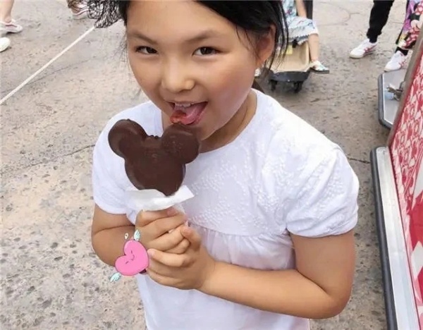 田亮|田亮家“复制脸”,张亮家“粘贴腿”,看到王诗龄:减肥后逆袭!