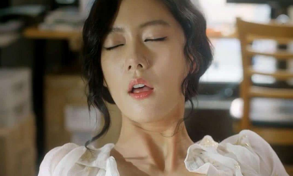 闪婚|她被誉为东方第一美人，太优秀没人敢追？33岁闪婚嫁给企业家