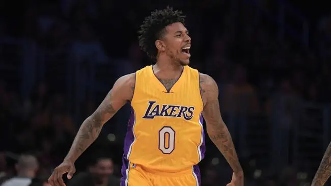 湖人队@又有两悍将主动来投！湖人不愁了！这就是詹姆斯的号召力