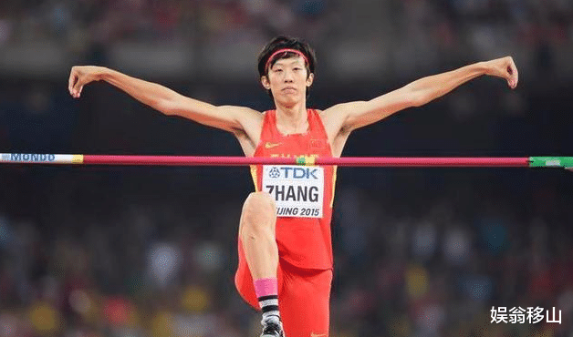 张国伟|张国伟和发小一起体验钓鱼的乐趣，还没开始，就已经频频翻车