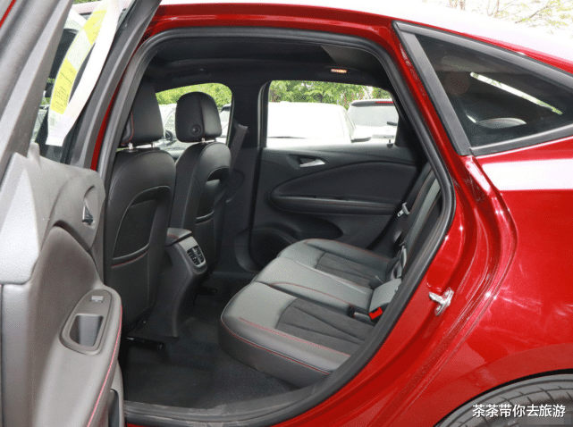 别克|又一高端车倒塌!15.9万降到7.3万,比速腾厚道,怪国人不识货?