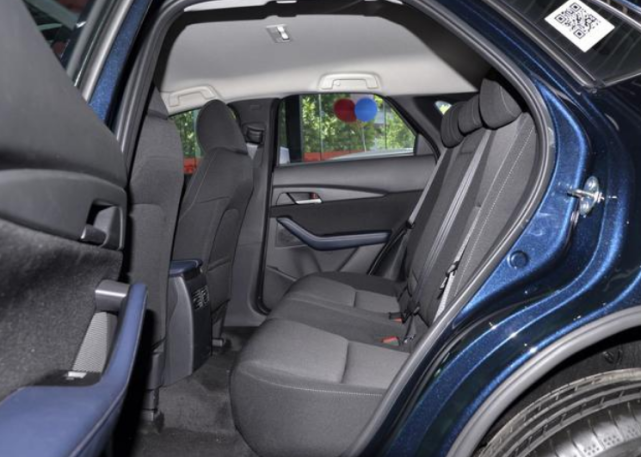 『马自达』马自达亮出“救市车”，能火？全配蓝天2.0L四缸，售12.99万