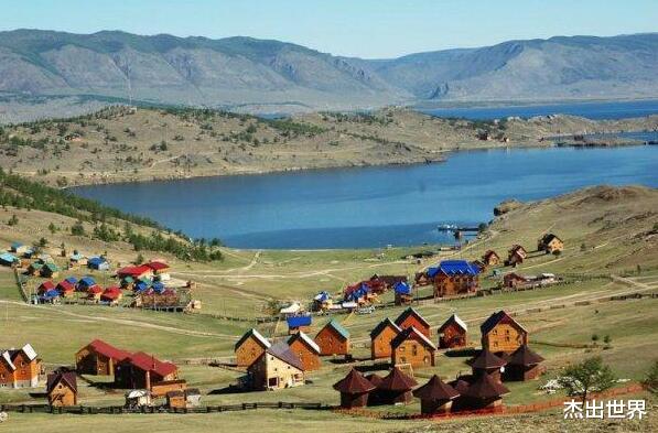 贝加尔湖|中国最“大”的淡水湖，深度1637米，淡水能供50亿人喝半世纪