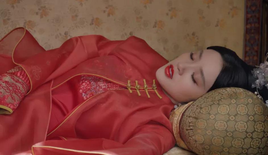 鹿鼎记|新《鹿鼎记》真假太后剧情上线，画风突变正常，吴三桂出场太惊喜