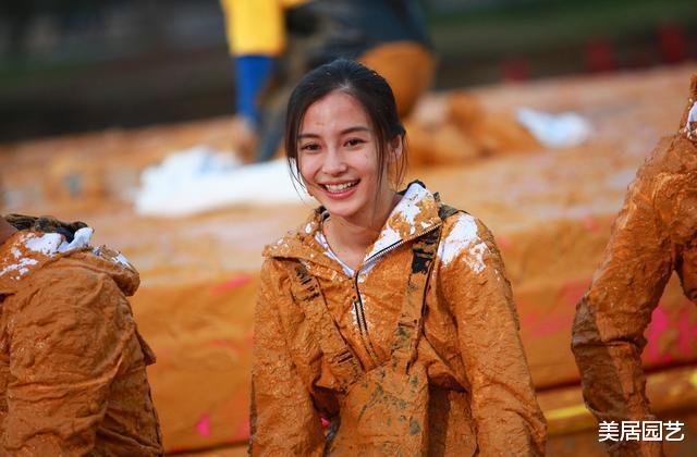 #奔跑吧兄弟#不是baby！跑男最拼的女嘉宾，录制10年从未缺席，流过血还断过鼻梁