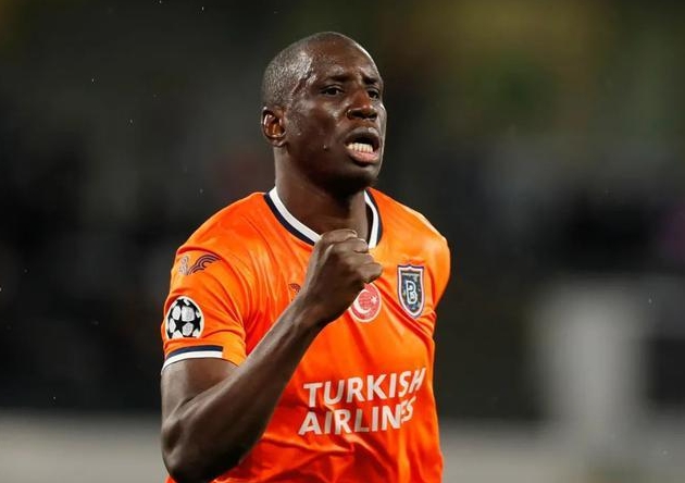 曼联|曼联爆冷连败终结客场10连胜,索帅攻守失据,重蹈穆帅之路!