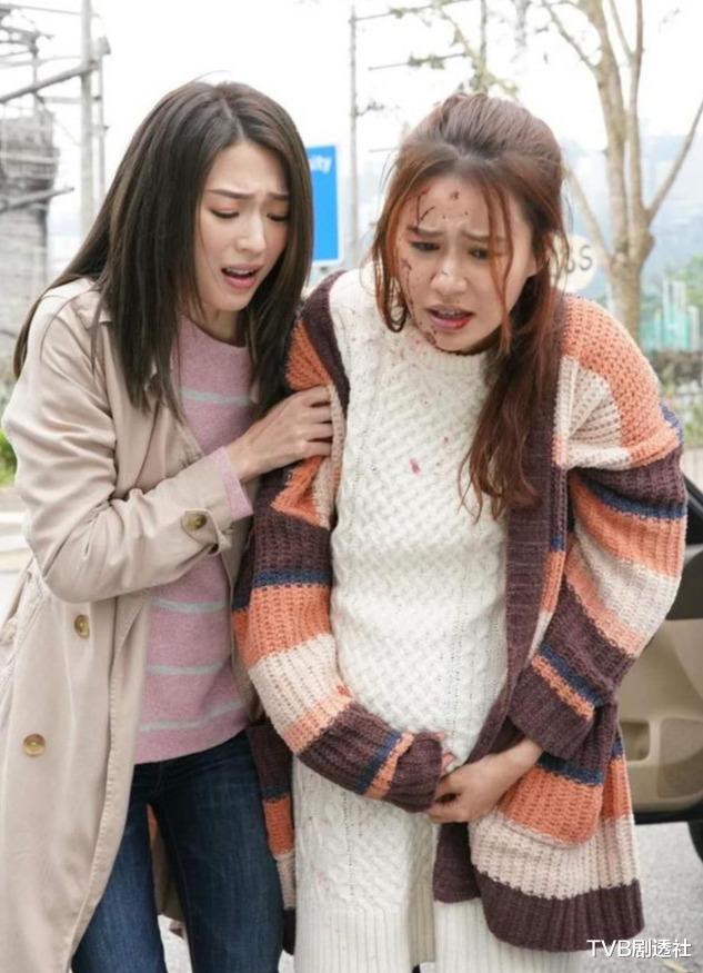 #连诗雅#好做作！无知港女形象深入民心，细数香港女星出道10年经典事件