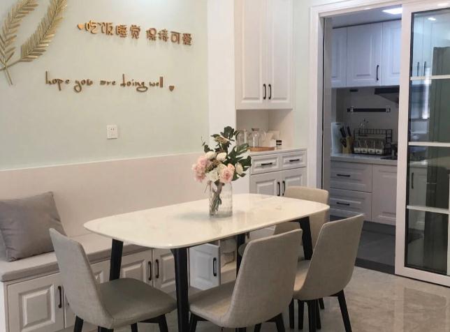 |小户型的紧凑布局，重在空间使用，真是学到了