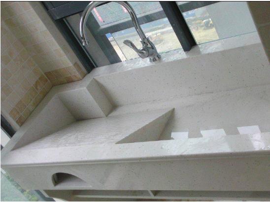 洗衣机|阳台别再放花花草草了,现在都流行装洗衣池,每月能省一半电费