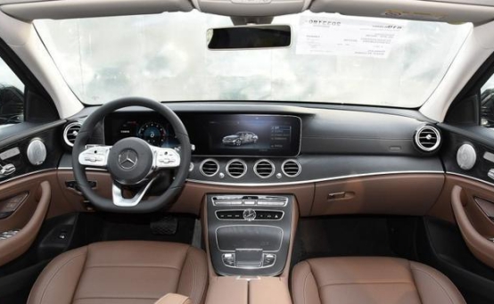 宝马530|奔驰E300L和宝马530Li哪个适合年轻人开？