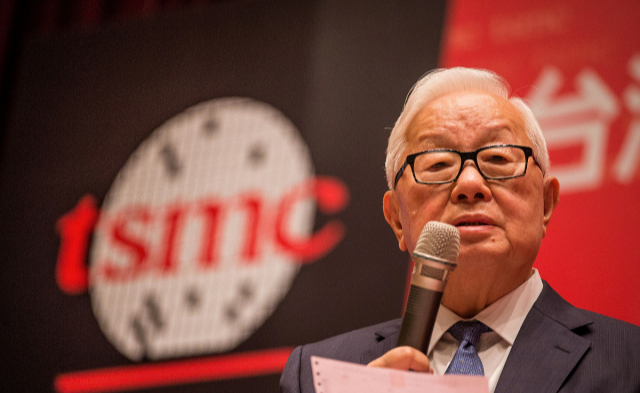 |芯片“破冰”第一步,国产巨头开始行动,华为迎来新机遇?