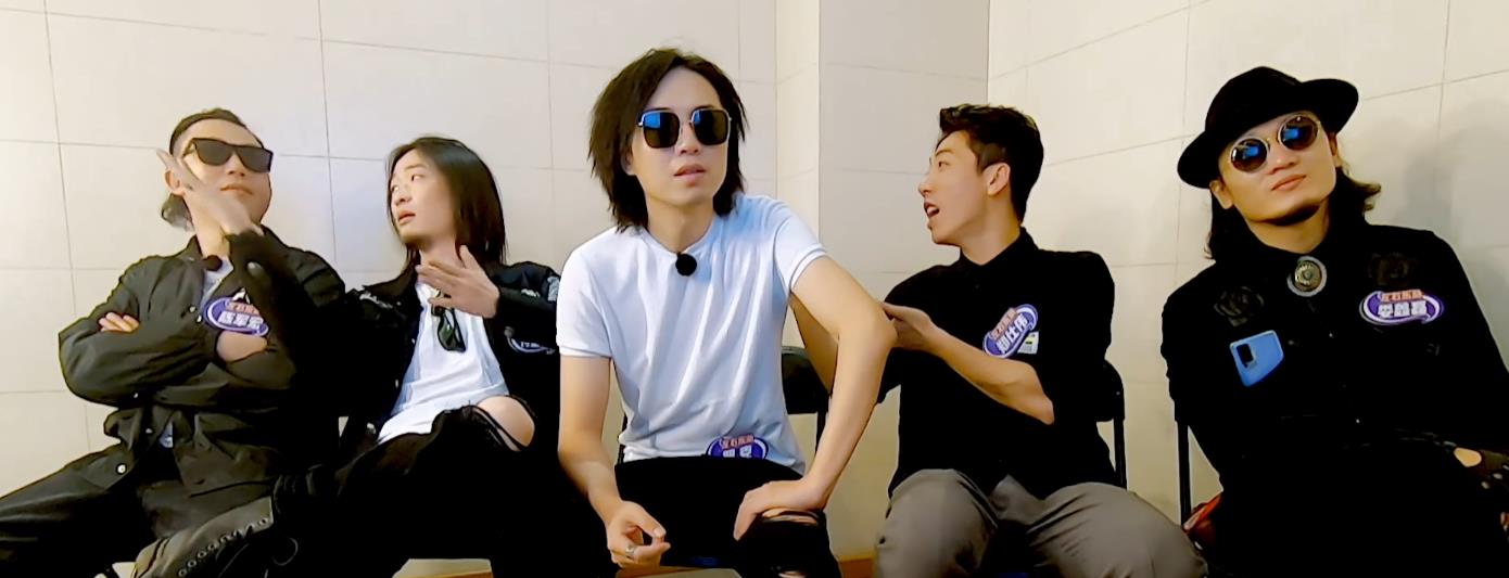 嘉年华|《乐队的夏天》粉丝难救五条人，刘忻乐队淘汰引发热议