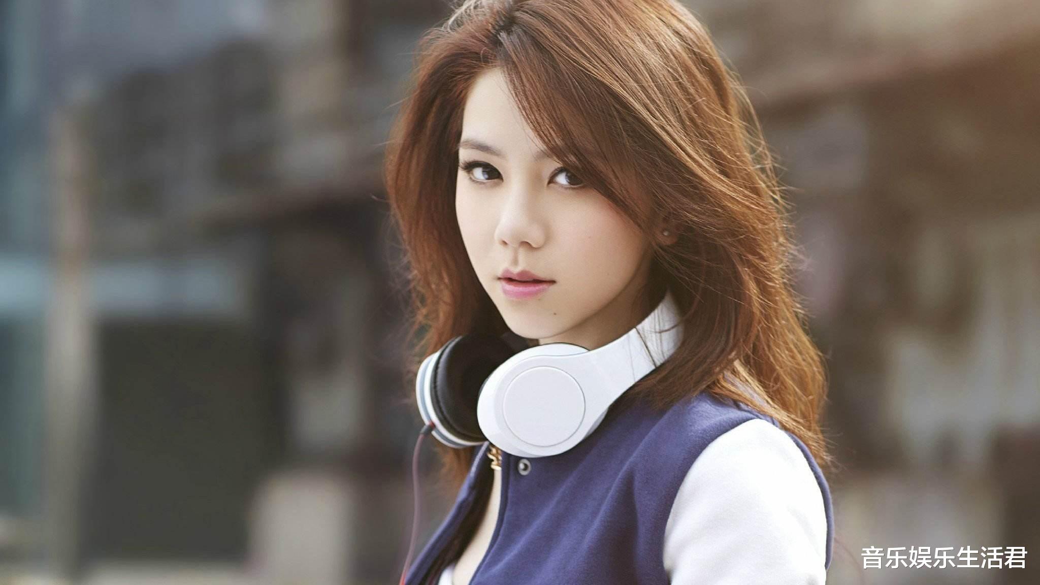 周杰伦|唱片销量：周杰伦2300元的黑胶夺冠被呼“圈钱”，邓紫棋45次入榜见实力