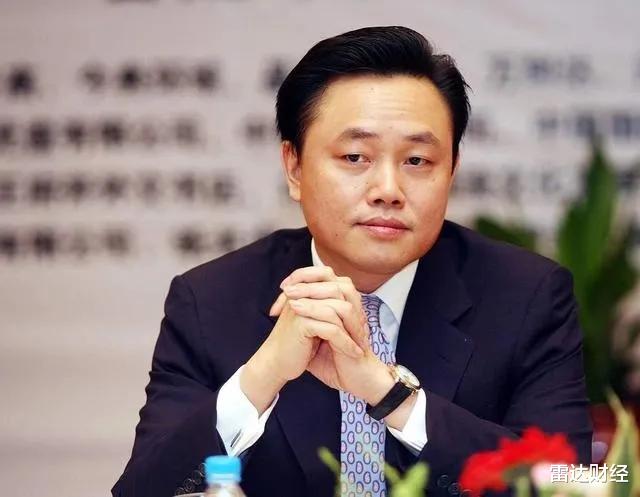 黄光裕|黄光裕出狱三月做了啥？携手向海龙发力线上 能再创传奇吗？
