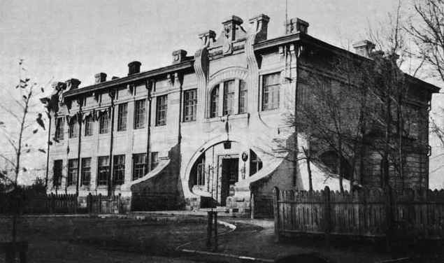 清华大学|这所大学曾被誉为我国的“工科大学之母”，实力仅次于清华大学！