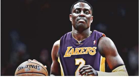 湖人队|35+13+20太诱人！老板珍妮约吃饭，底薪捡漏只等老詹点头