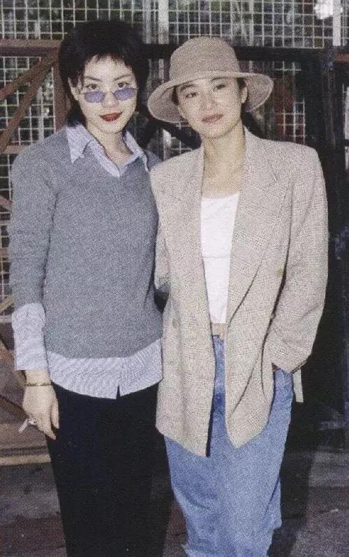 【林青霞】为什么刘德华说：五个人里面，你第一眼看见的永远是林青霞？