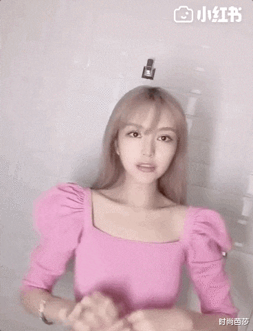 蝴蝶结|戴上蝴蝶结的虞书欣，可不就是在逃公主本人呢？