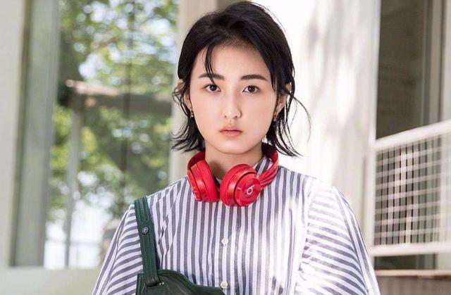 学霸|张子枫被曝没有高中毕业证，高考成绩疑不到400，学霸人设引质疑