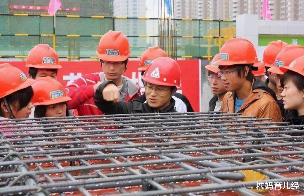 大学|大学“男女比例”失调的5个专业，就业容易脱单难，学生：大意了