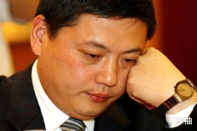 寒袖|他包下民航50多条航线, 25岁身价百亿, 奈何有命赚钱没命花英年早逝