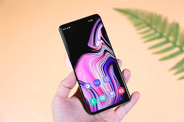 三星手机|三星S21 Ultra遭曝光：顶配很强，但真的有人期待顶配吗？