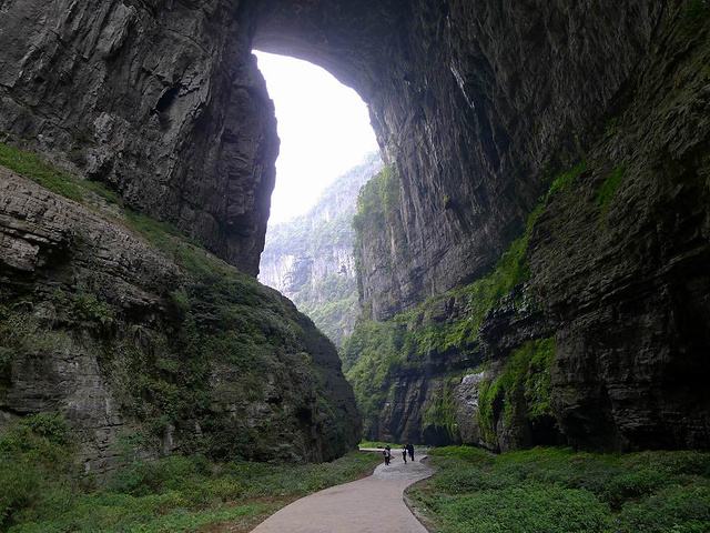 「武隆」一次可以游览3个5A景区的旅游区，因为实在太美，门票再贵也要来