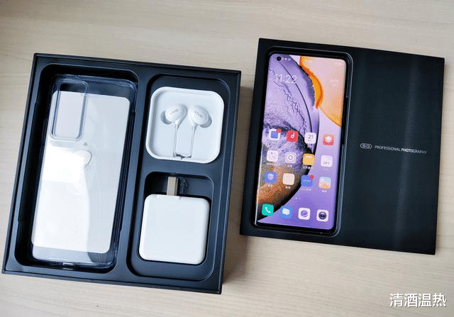 华为荣耀|荣耀30pro+与vivox50pro+两者性价比对比。