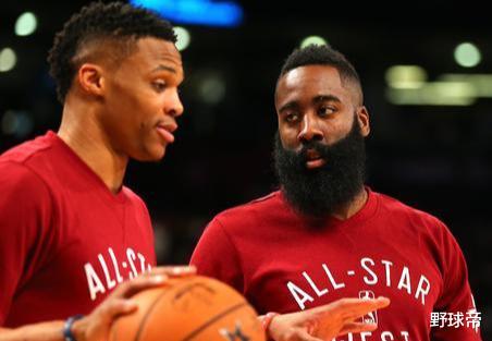 威斯布鲁克|4年1.7亿！单场狂轰60+10+11！威少：我曾以为他是来辅佐我的