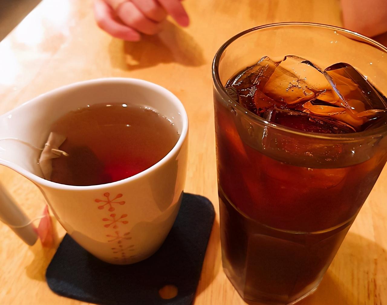 自助餐|自助餐厅里，只喝这3种饮料的顾客，老板看到就慌：这怕是个行家