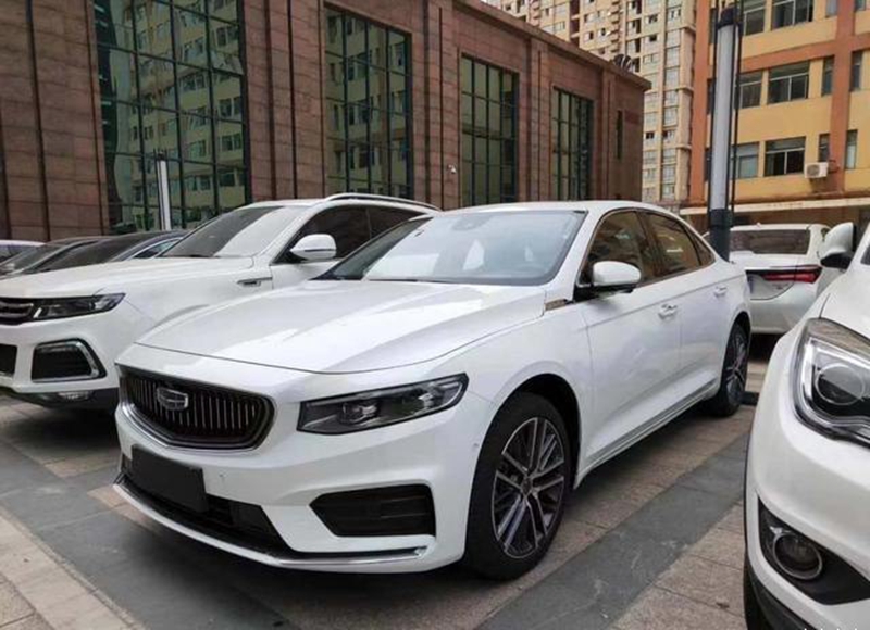 吉利preface|比缤瑞更高级的吉利轿车，博瑞没它漂亮，沃尔沃动力，竞争思域？