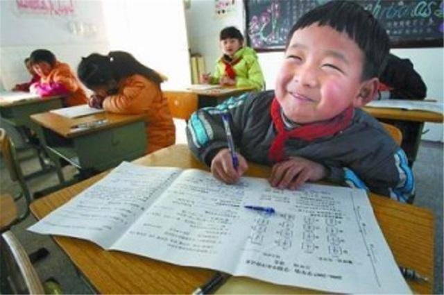小升初|小学“倒数第一”试卷火了，答案让老师哭笑不得，网友：名副其实