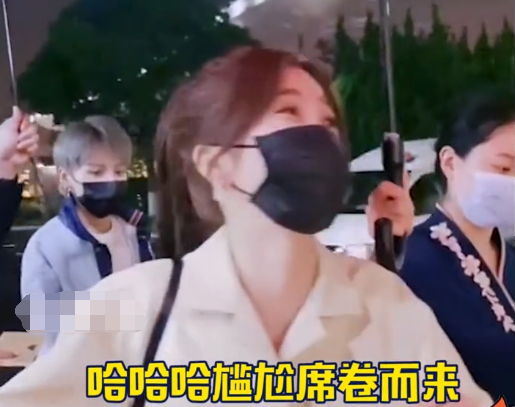 刘雨昕|虞书欣接错信件向粉丝道歉，谁注意到刘雨昕的反应？我没看错吧